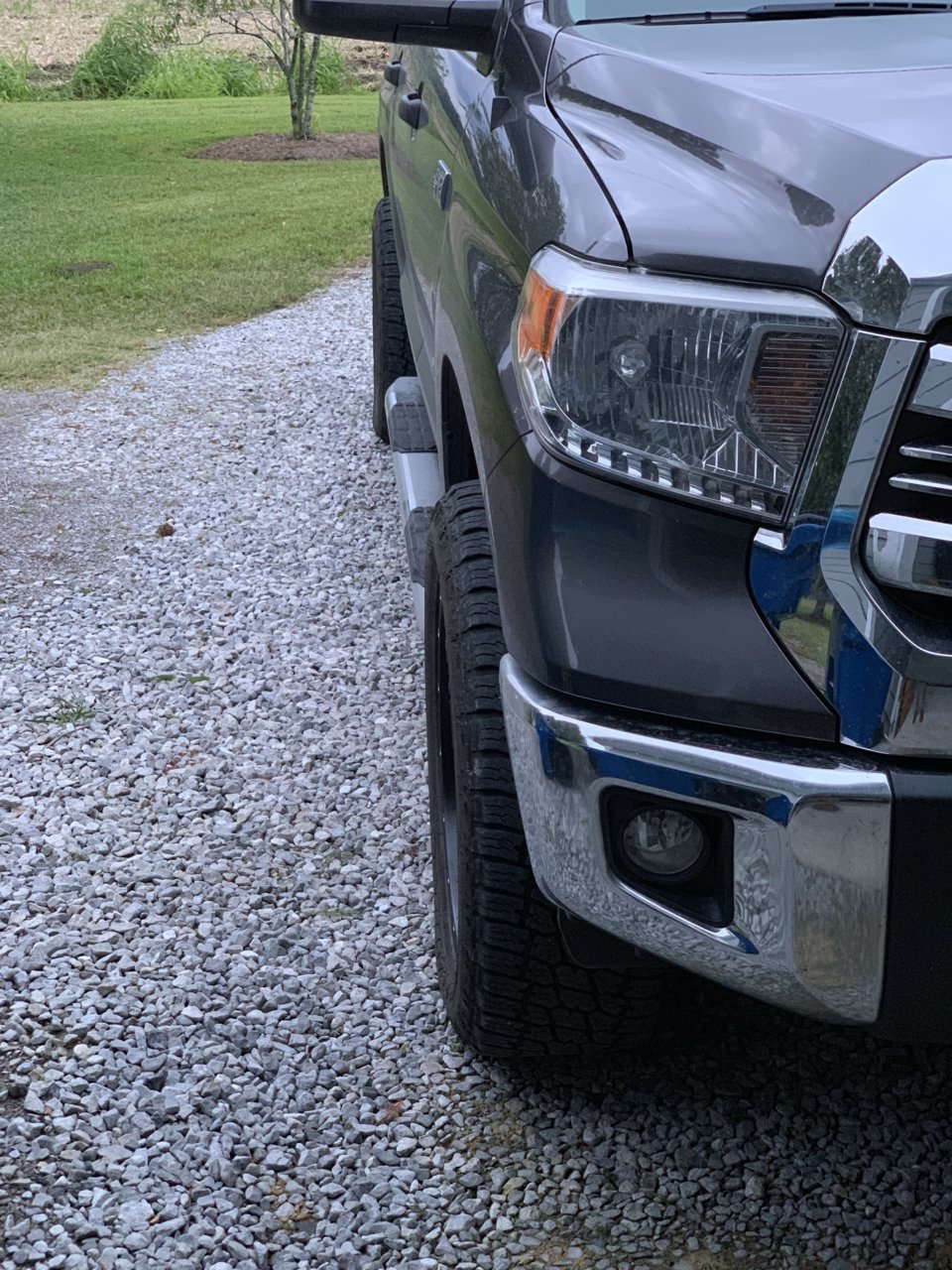 2017 Toyota Tundra photo