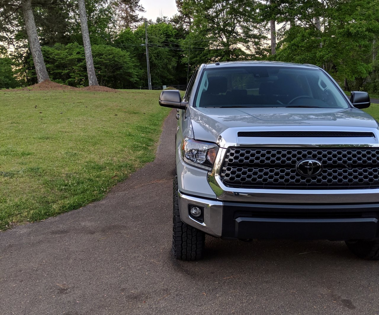 2017 Toyota Tundra photo
