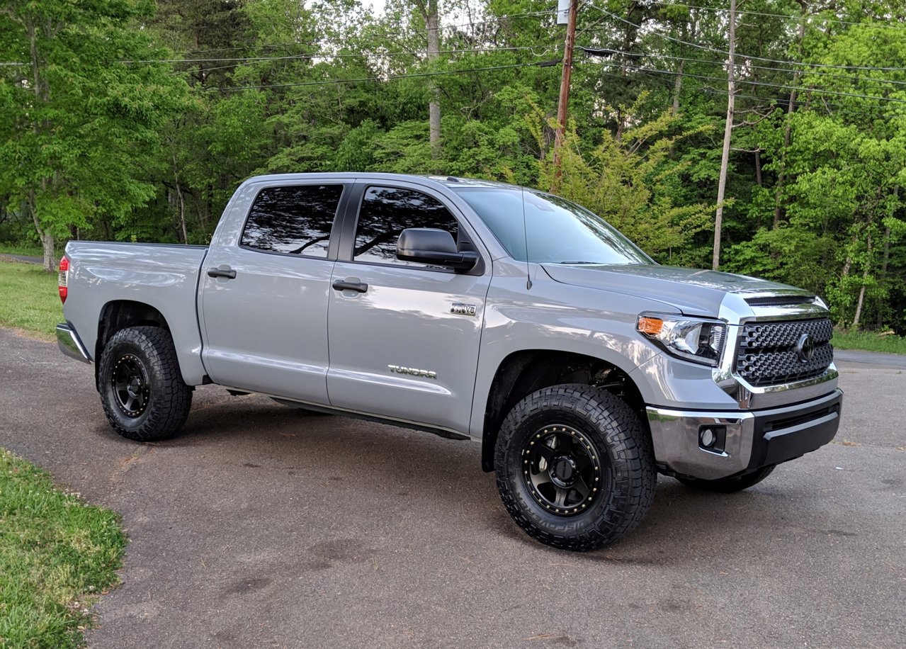 2017 Toyota Tundra photo