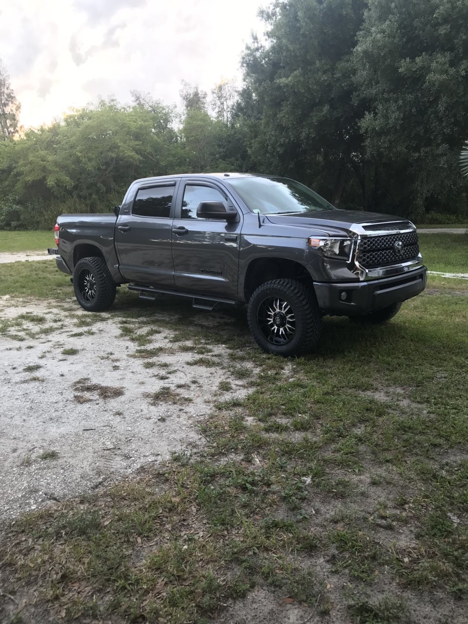 2019 Toyota Tundra photo