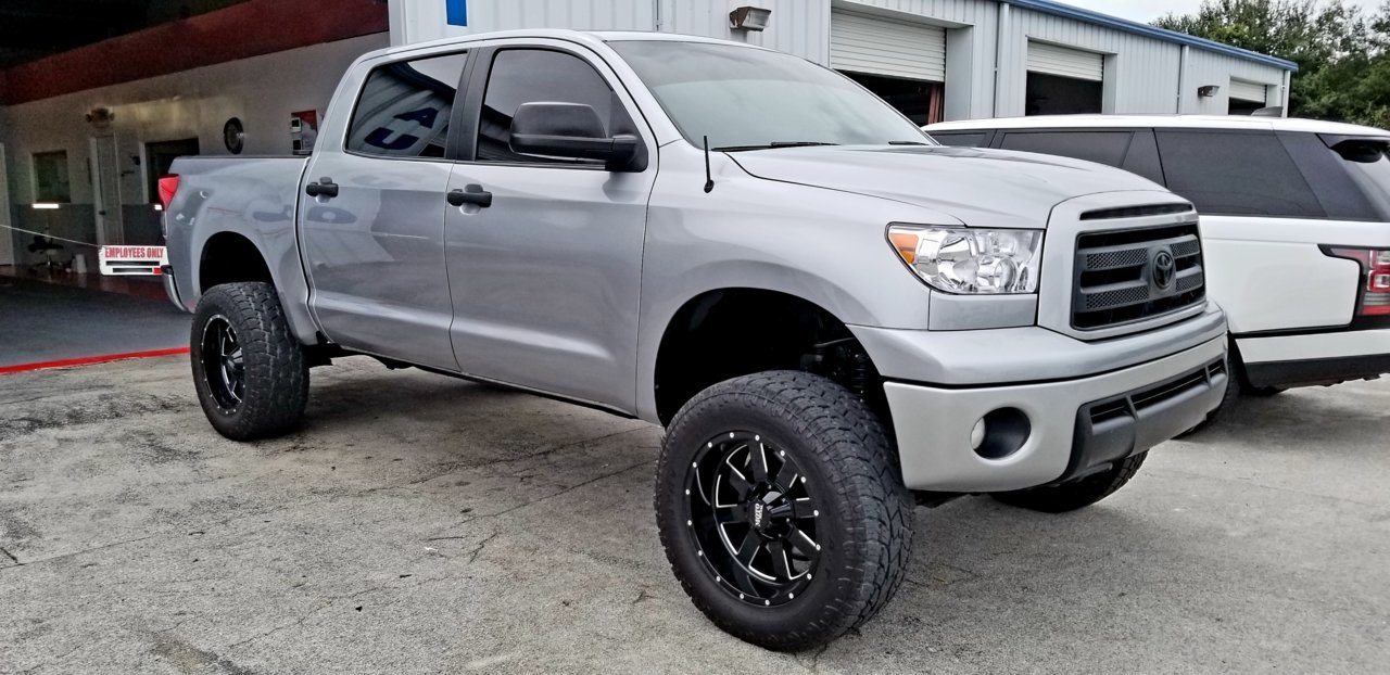 2011 Toyota Tundra photo