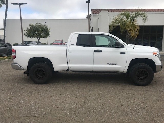 2015 Toyota Tundra photo