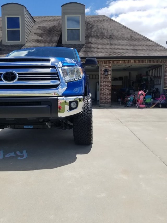2018 Toyota Tundra photo