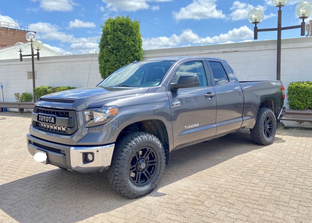 2016 Toyota Tundra photo