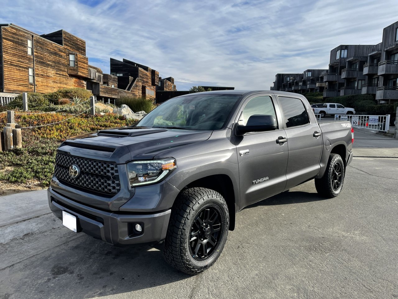 2020 Toyota Tundra photo