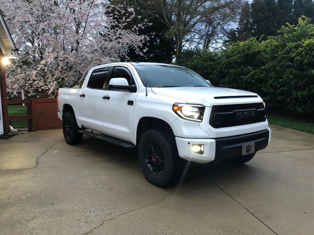 2016 Toyota Tundra photo