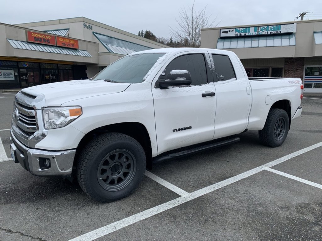 2017 Toyota Tundra photo
