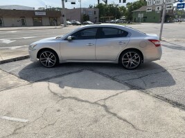 Nissan Maxima