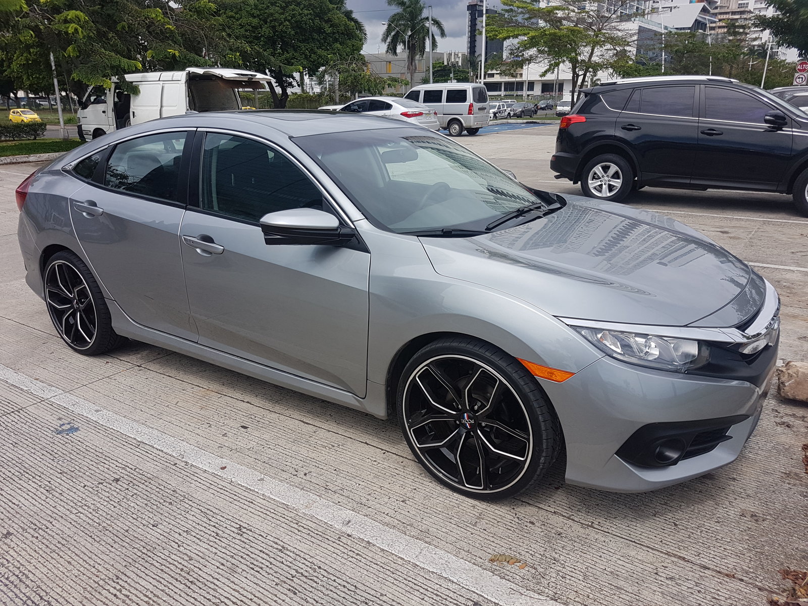 2016 Honda Civic photo
