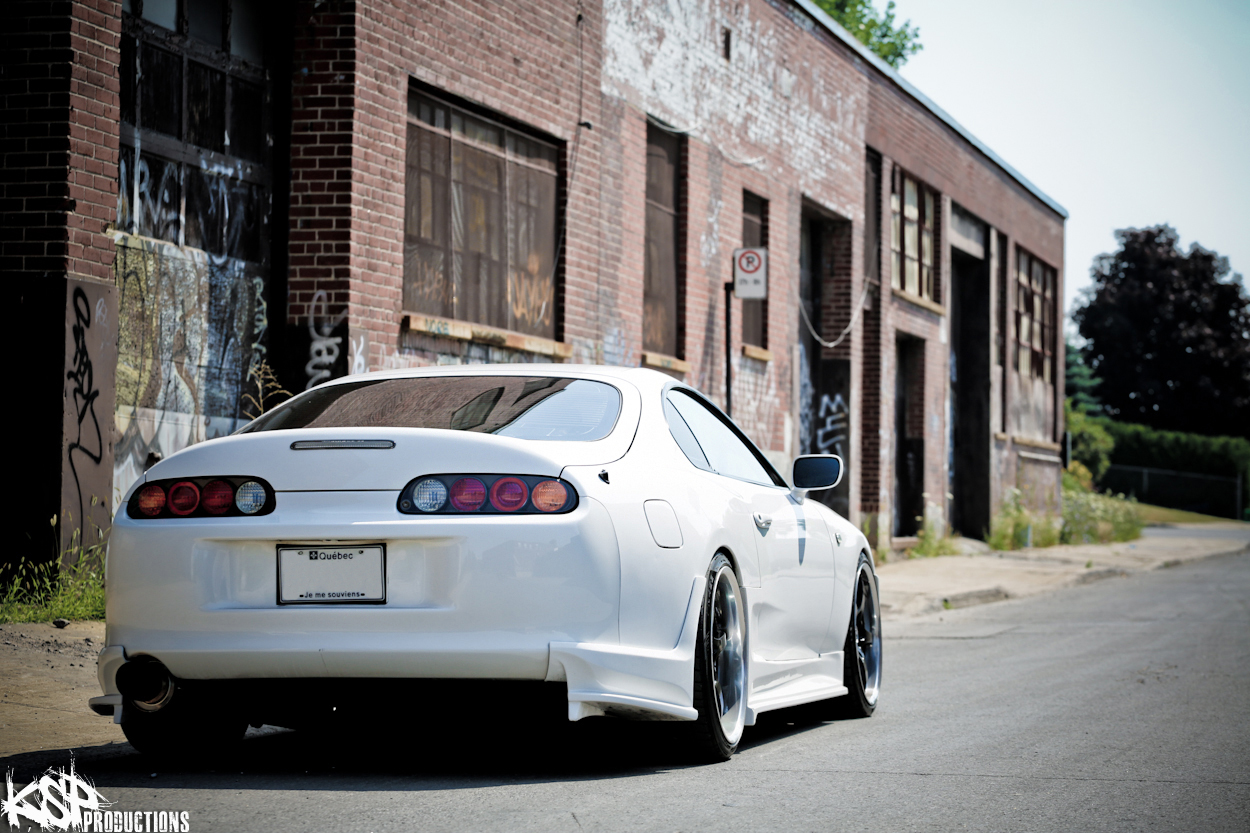 1993 Toyota Supra photo