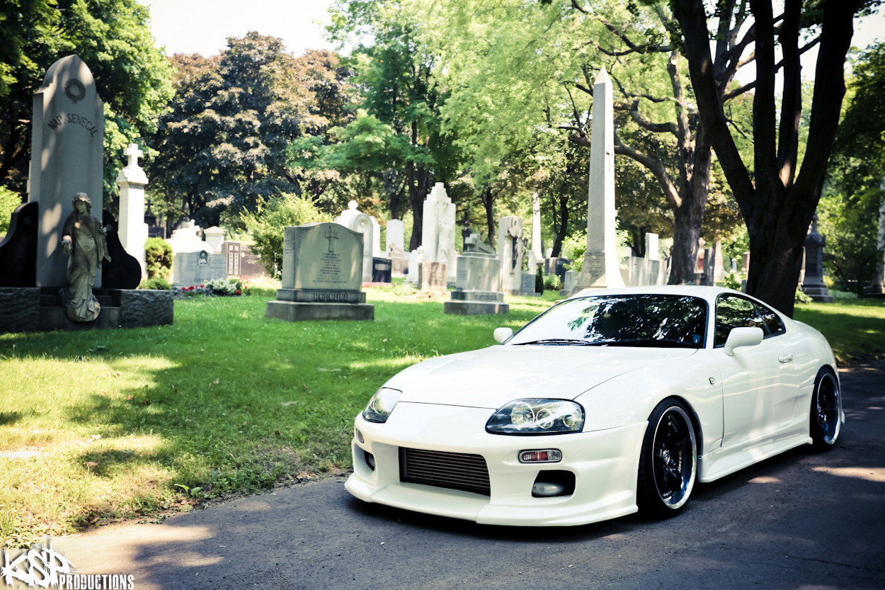 1993 Toyota Supra photo