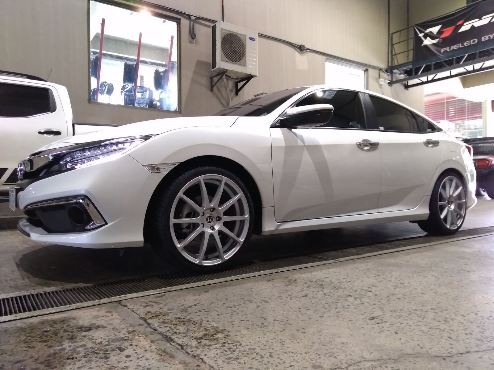 2019 Honda Civic photo