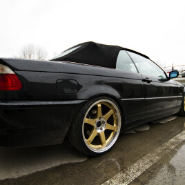 2001 BMW 330