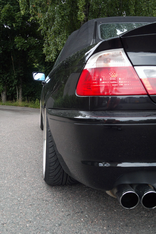 2001 BMW 330 photo