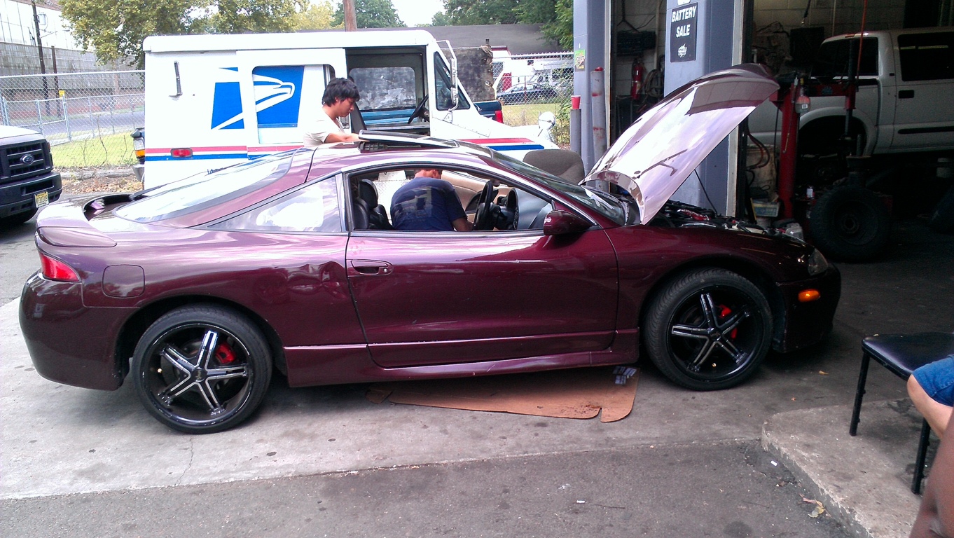 1999 Mitsubishi Eclipse photo