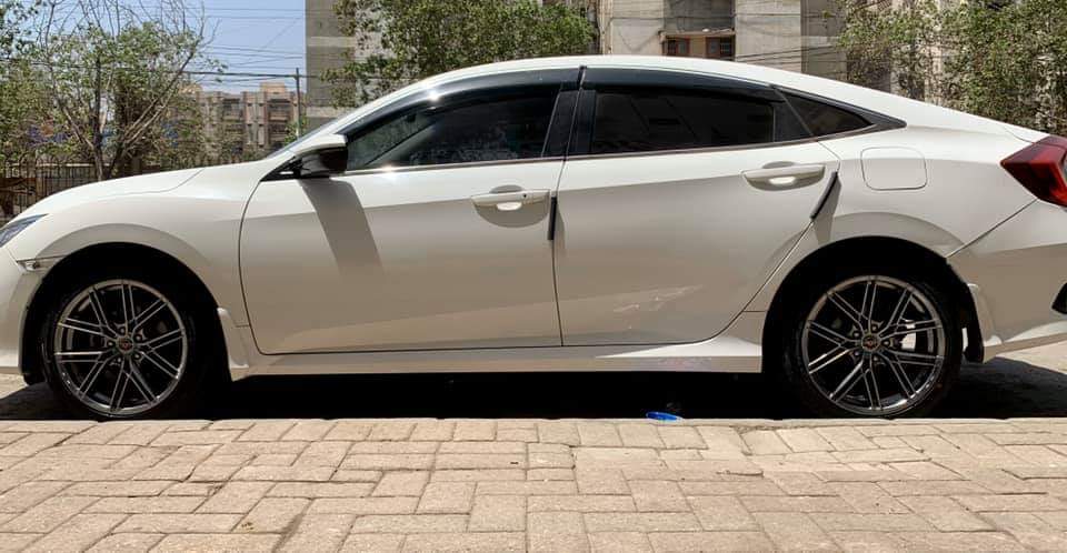 2020 Honda Civic photo