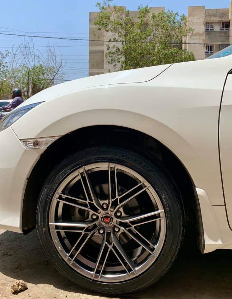 2020 Honda Civic photo
