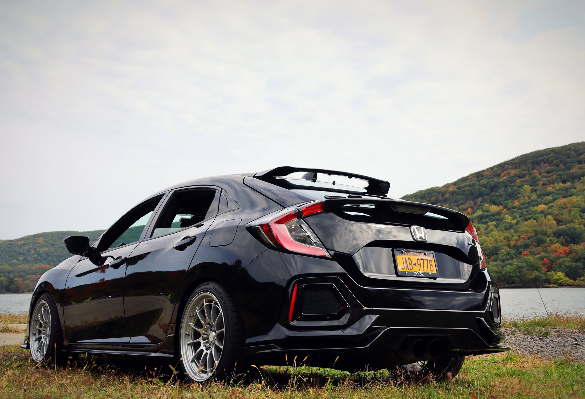 2018 Honda Civic photo
