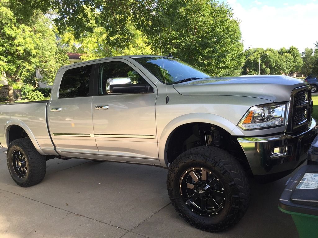 2015 RAM 2500 photo