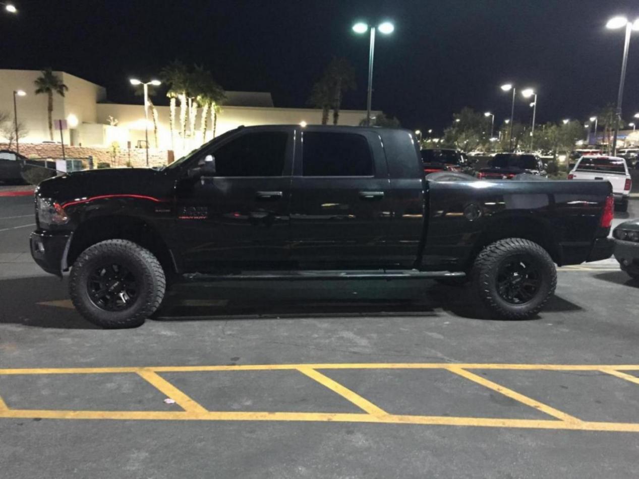 2017 RAM 2500 photo