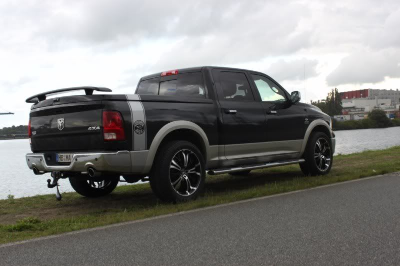 2009 Dodge Ram 2500 photo