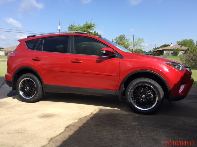 2016 Toyota RAV4 photo