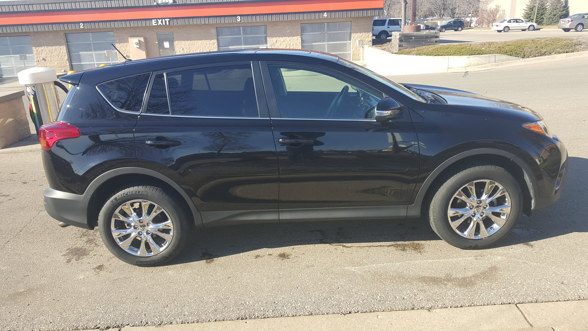 2016 Toyota RAV4 photo