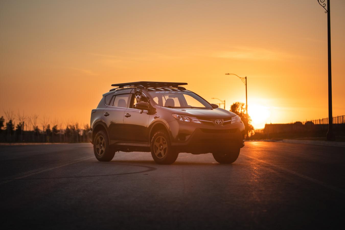 2018 Toyota RAV4 photo