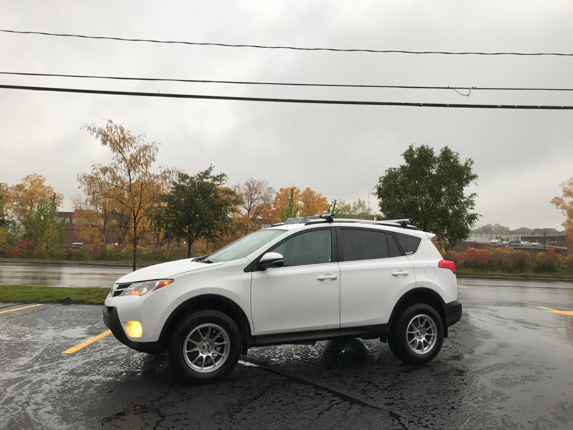 2018 Toyota RAV4 photo