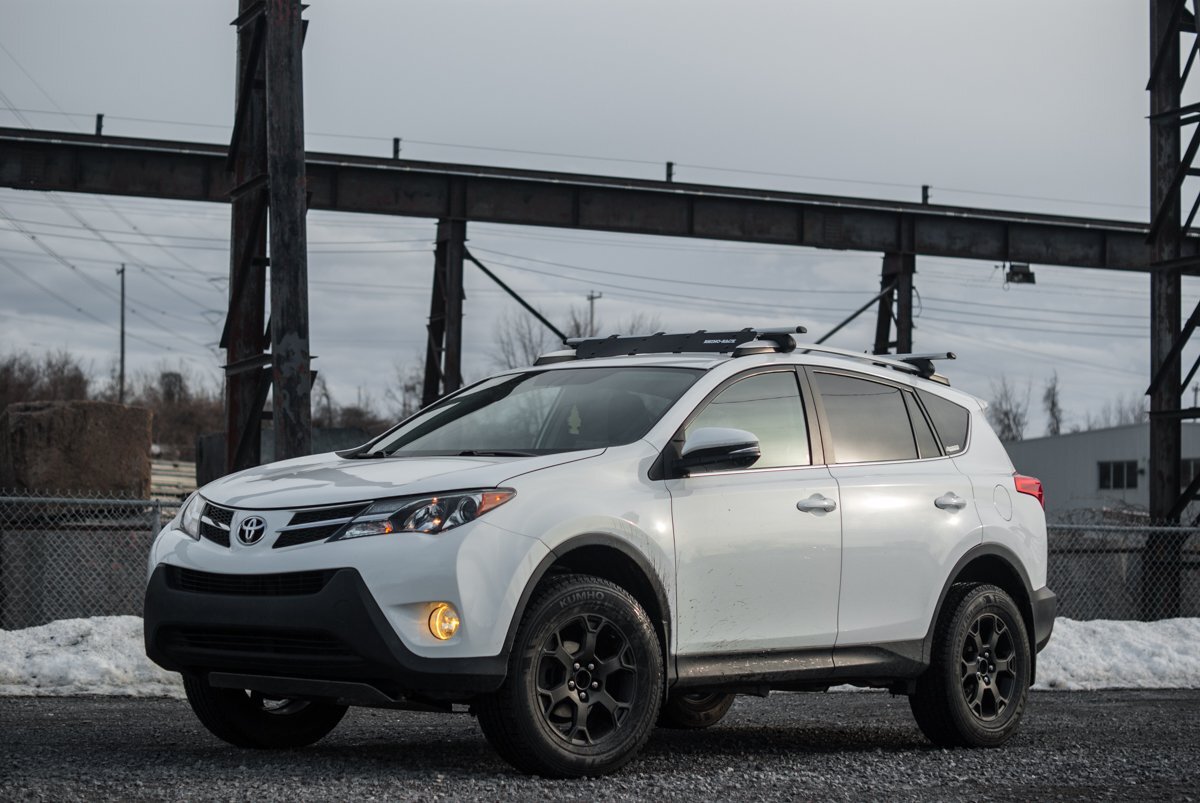 2018 Toyota RAV4 photo