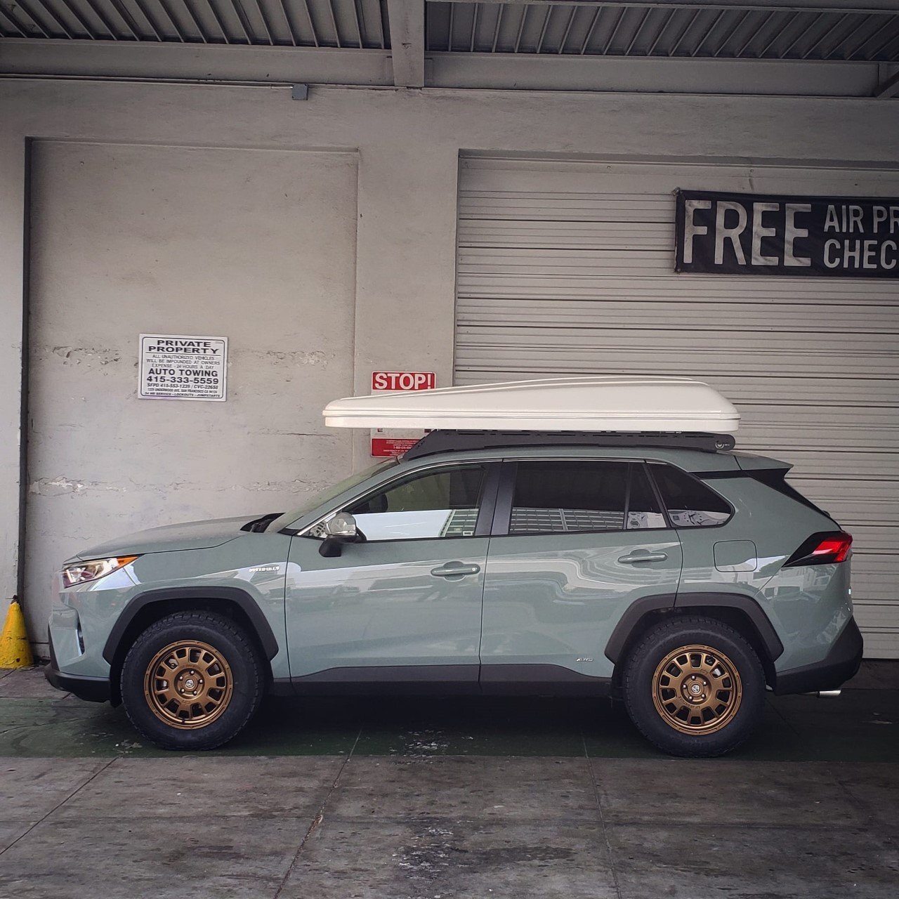 2021 Toyota RAV4 photo