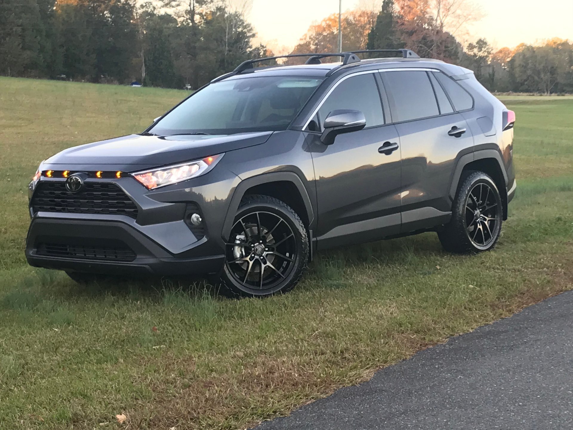 2021 Toyota RAV4 photo