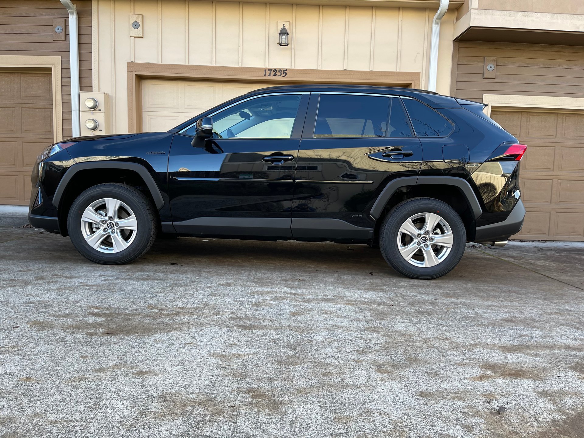 2021 Toyota RAV4 photo