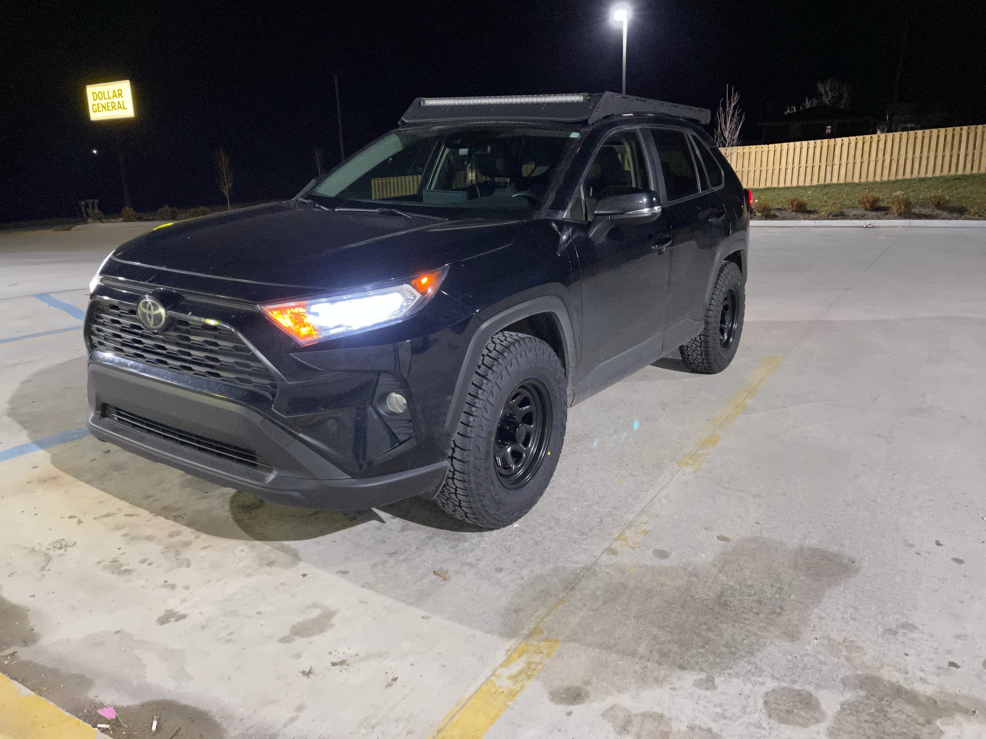 2021 Toyota RAV4 photo