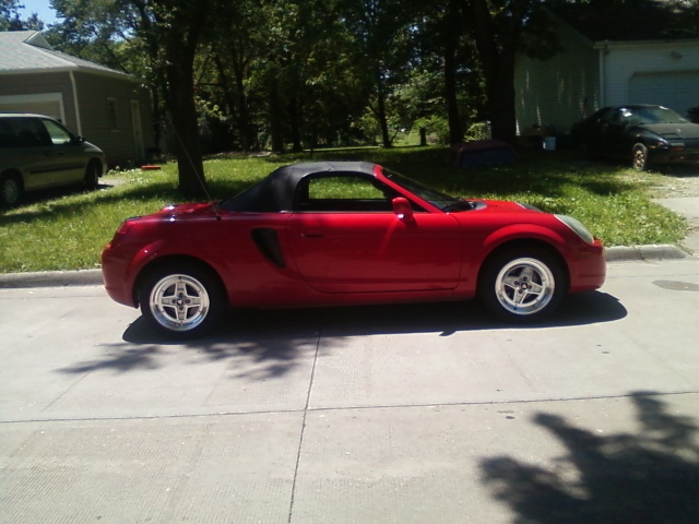 2002 Toyota MR2 Spyder photo
