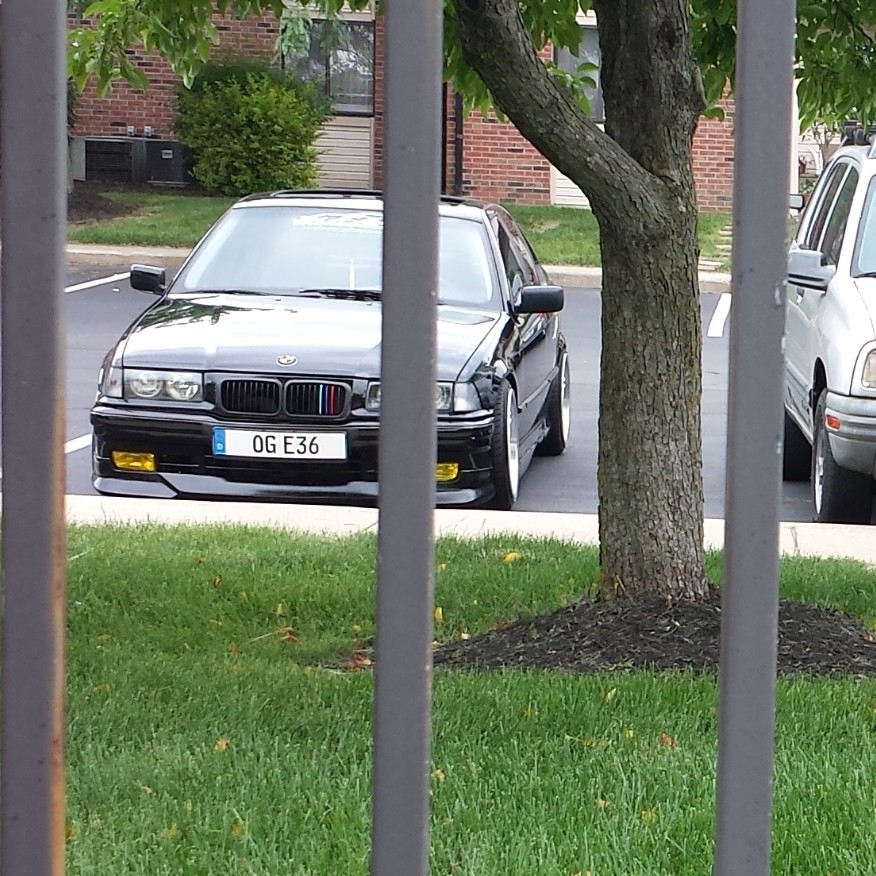 1992 BMW  318 photo