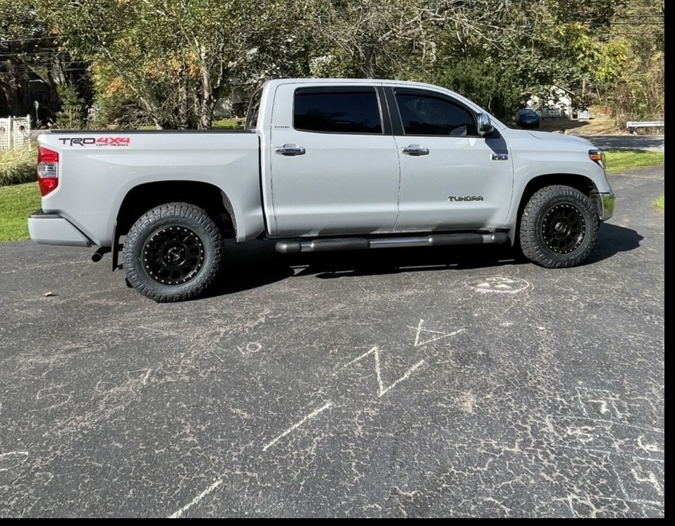 2021 Toyota Tundra photo