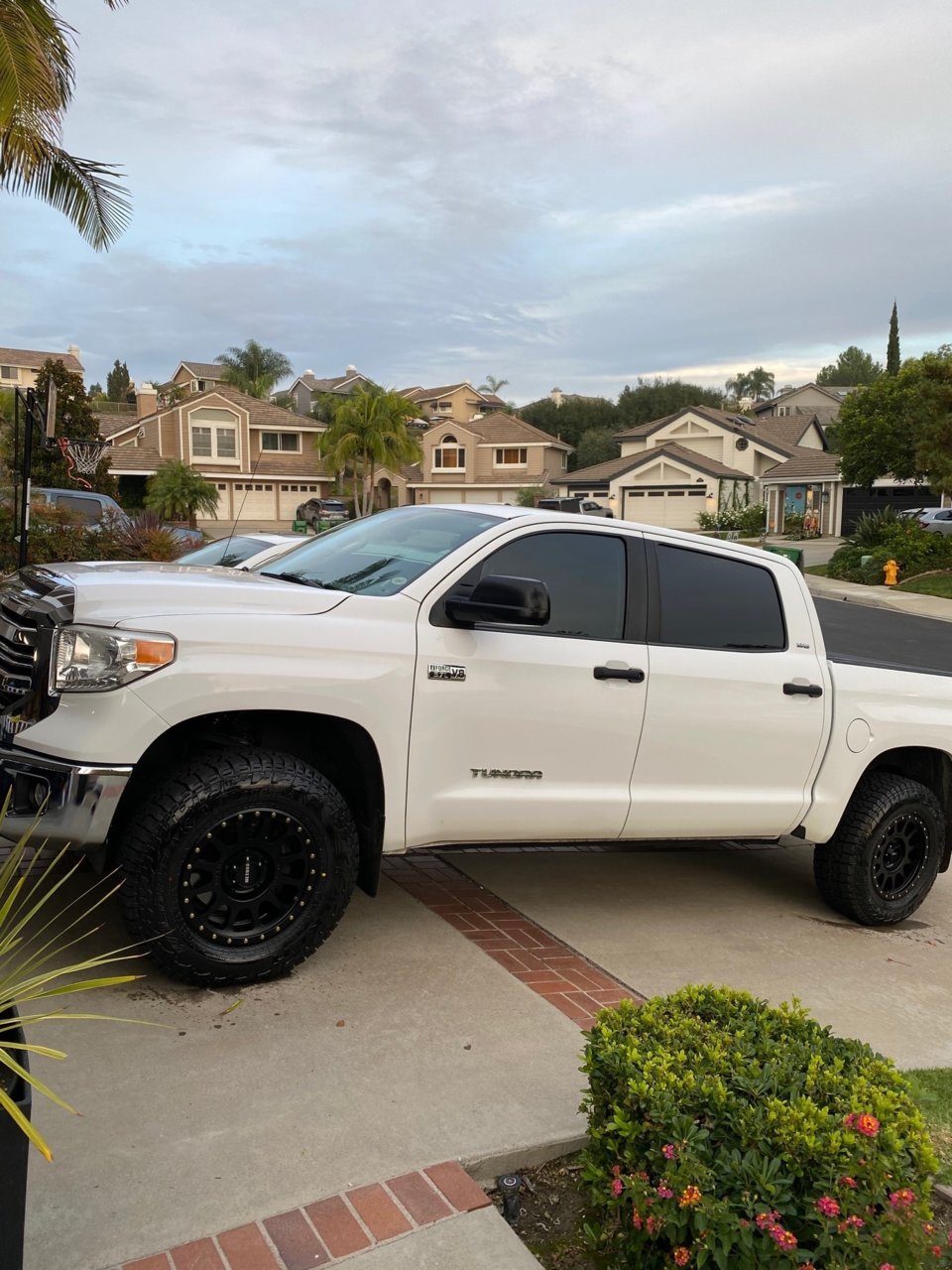 2016 Toyota Tundra photo