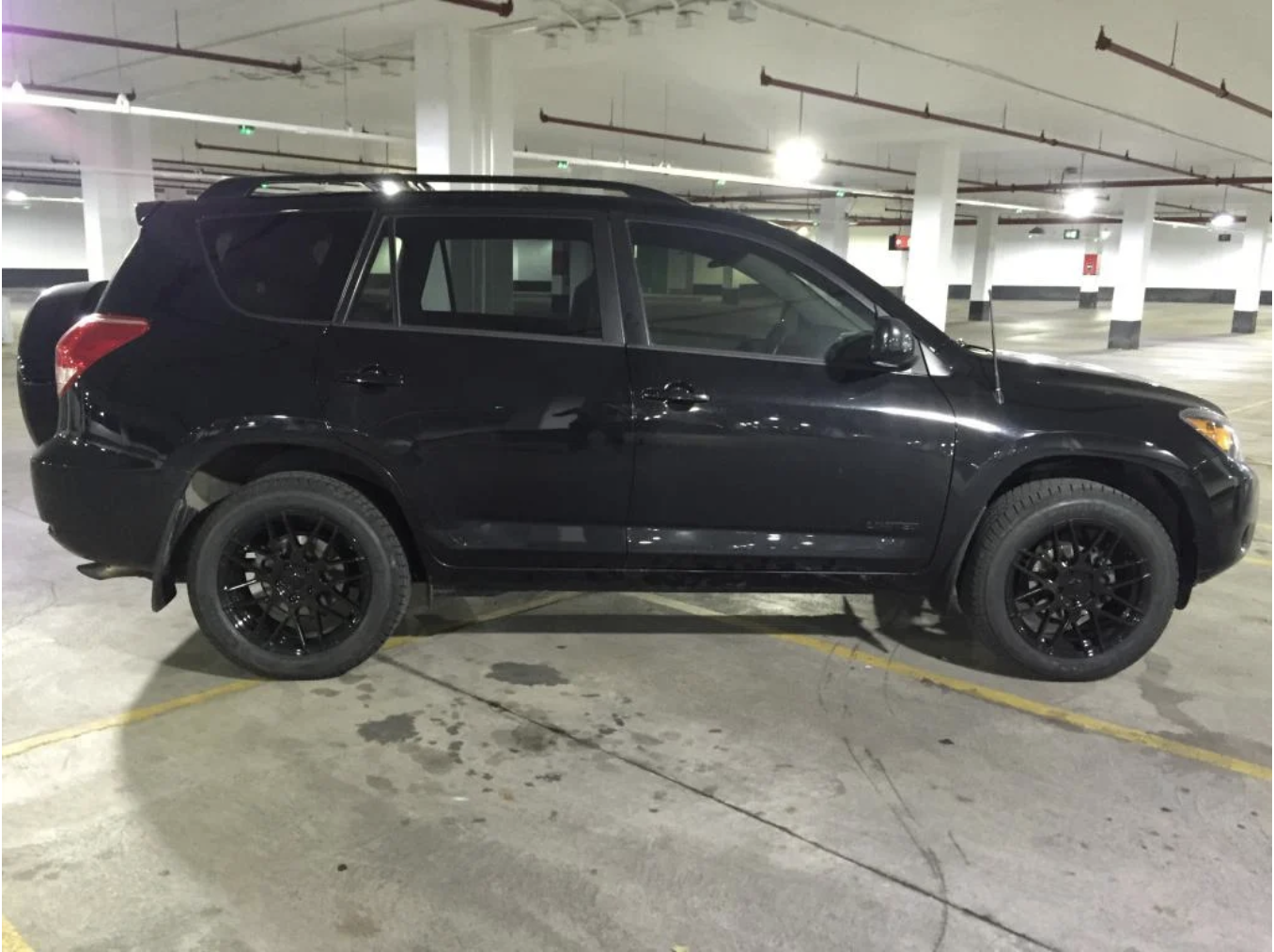 2012 Toyota RAV4 photo
