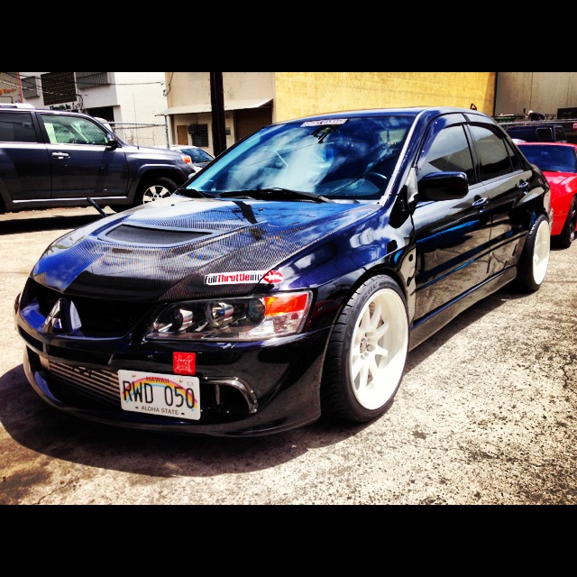 2003 Mitsubishi Lancer Evolution photo