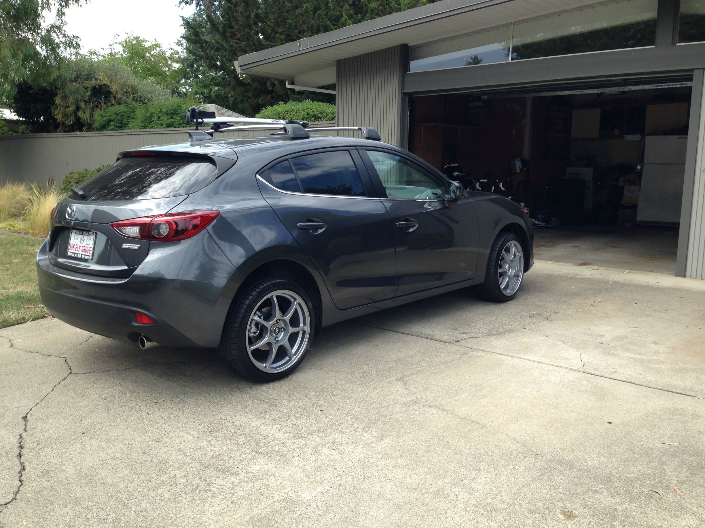 2016 Mazda Mazda3 photo