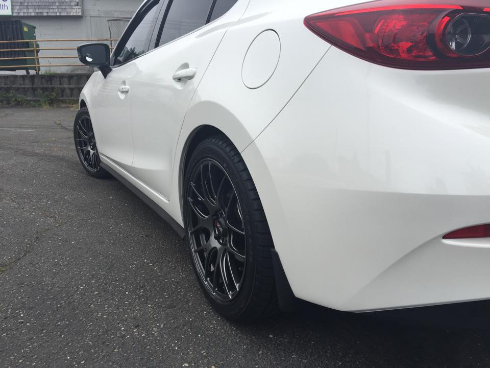 2013 Mazda Mazda3 photo