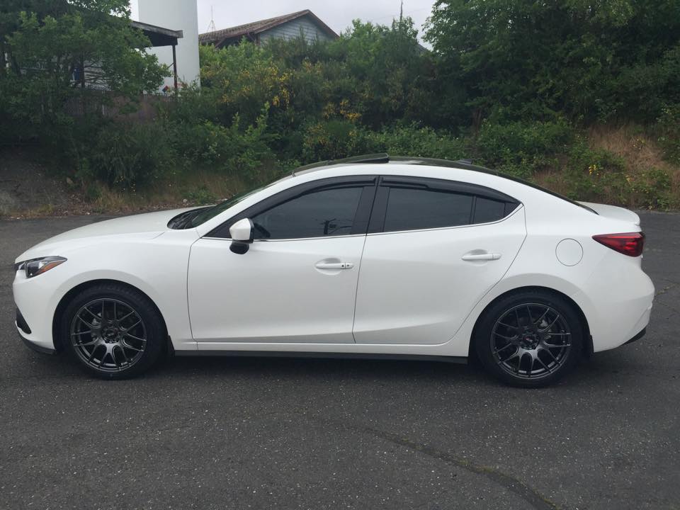 2013 Mazda Mazda3 photo