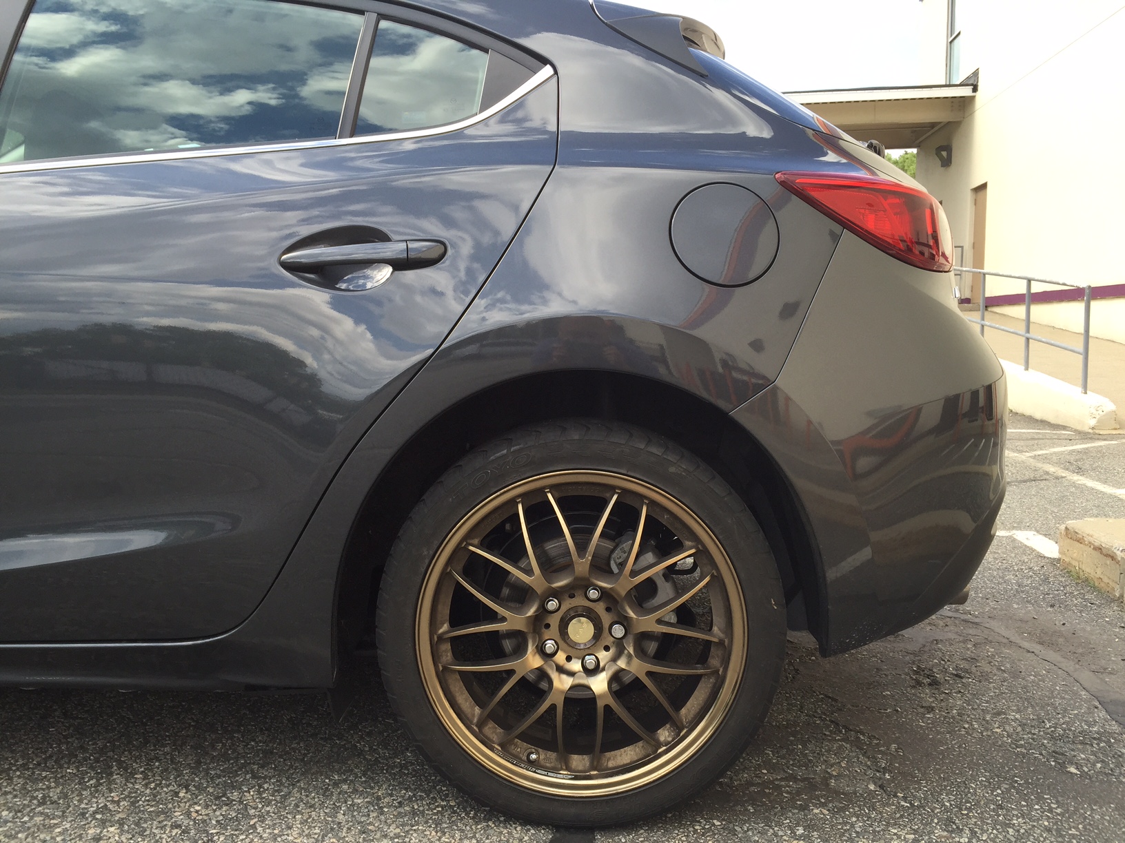 2014 Mazda Mazda3 photo