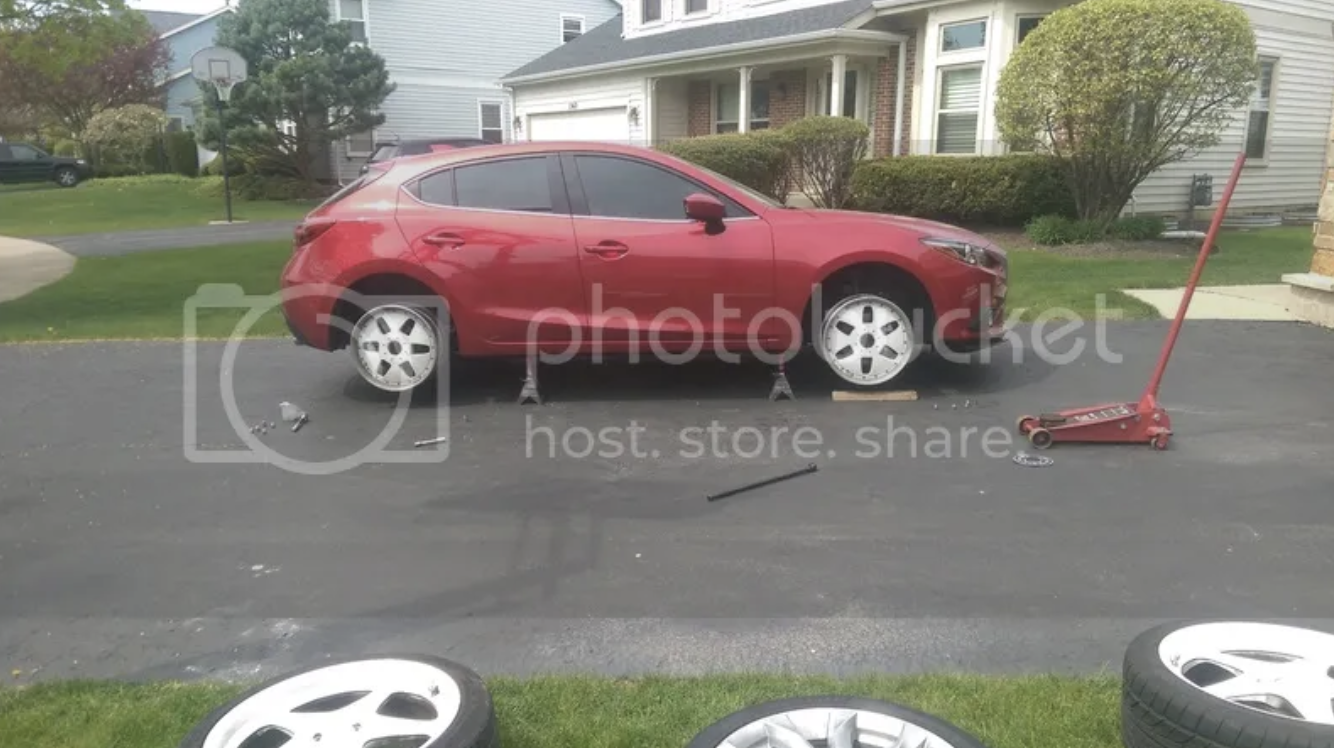 2013 Mazda Mazda3 photo