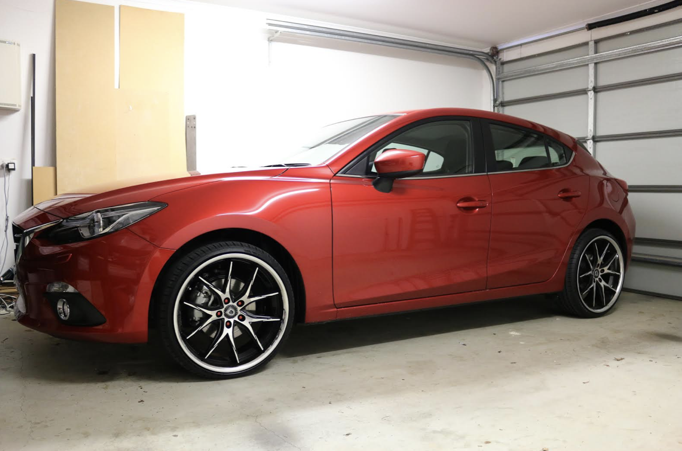 2015 Mazda Mazda3 photo