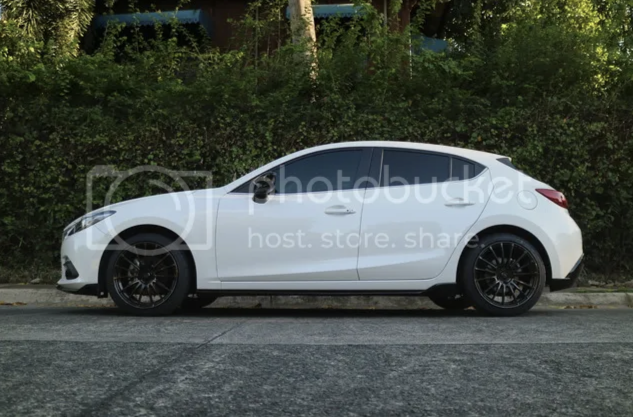 2014 Mazda Mazda3 photo