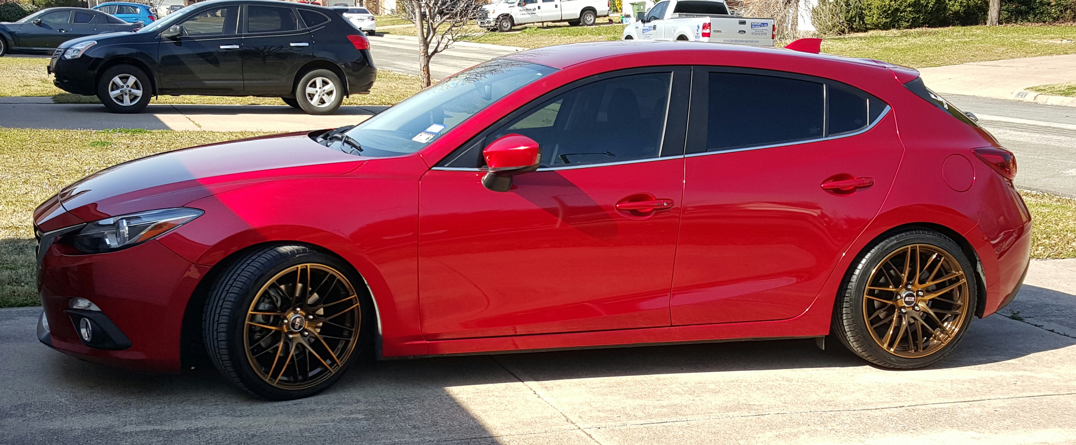 2014 Mazda Mazda3 photo