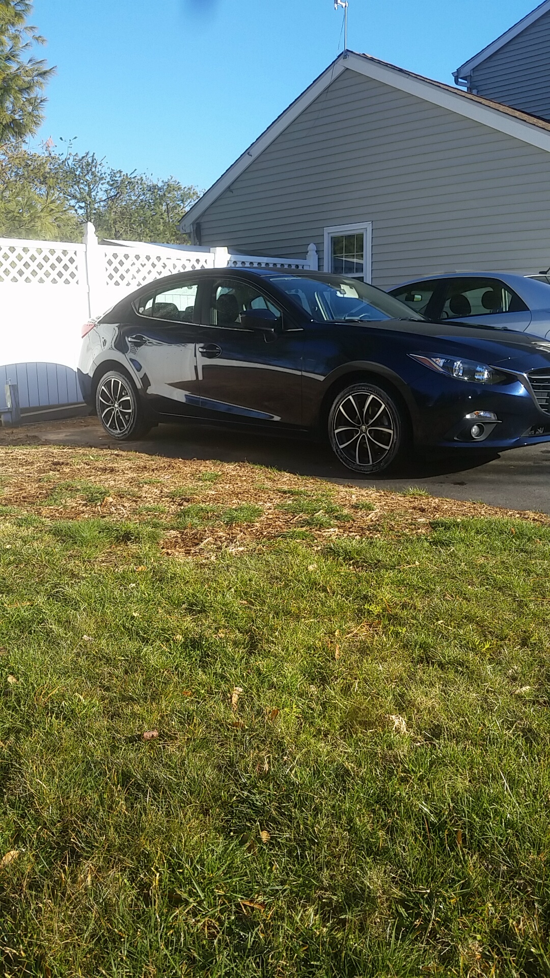 2014 Mazda Mazda3 photo