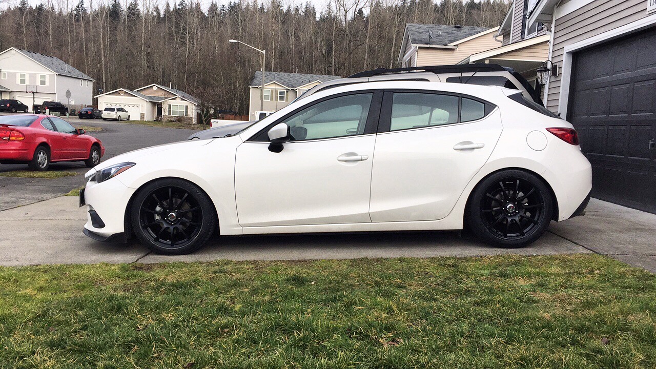 2014 Mazda Mazda3 photo
